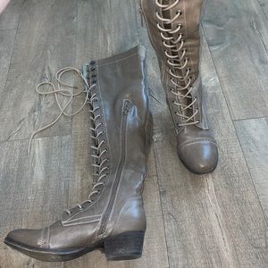 lace up boots